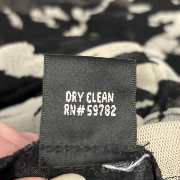 Adrianna Papell MIDI Dress Stripe Tiered Square Neck 6 Black White - Picture 7 of 9